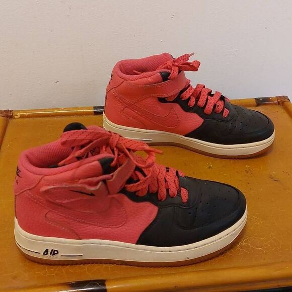 YOUTH Nike Air Force 1 07 Mid Sneakers Size 5Y - Picture 2 of 6
